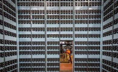 Mining farm overview
